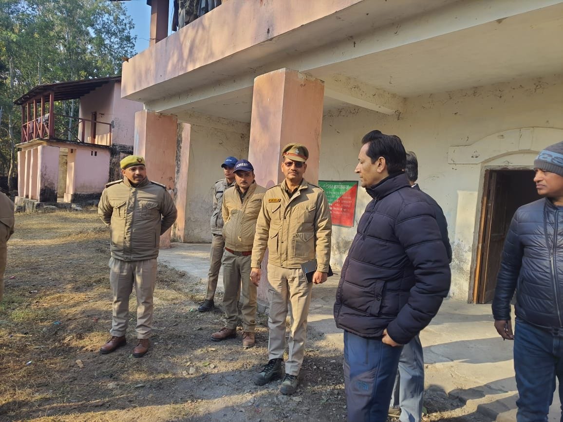 Kumaon Commissioner Deepak Rawat inaugurated the Byandhura fair.