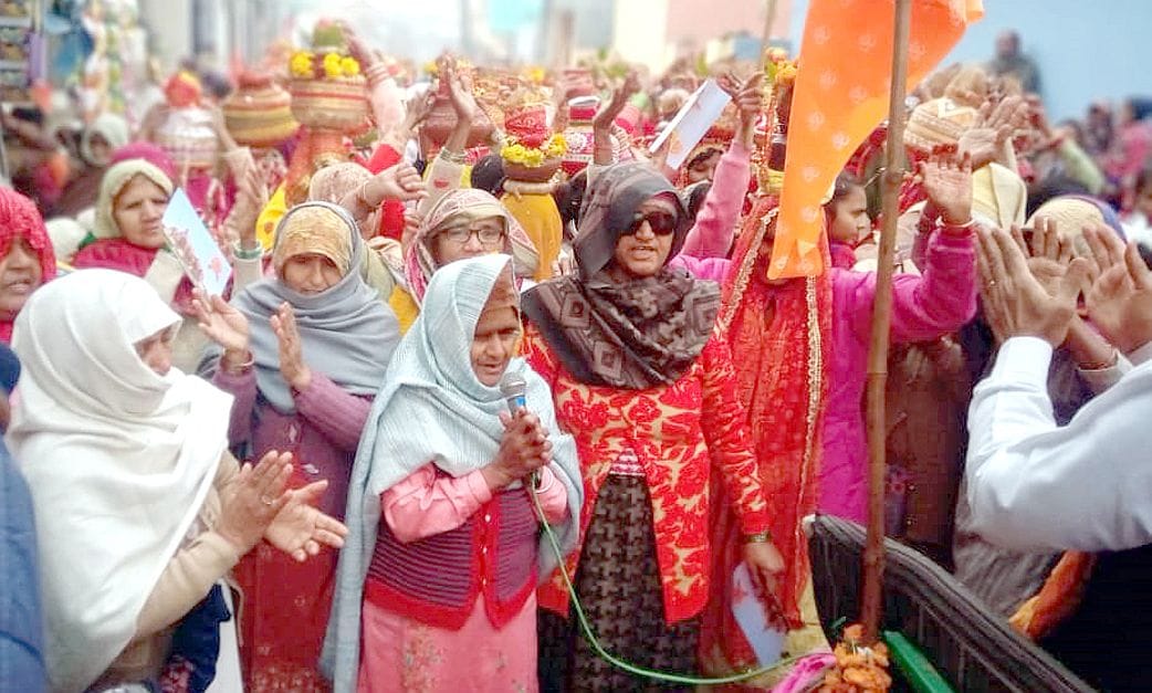 Akshat Kalash Yatra taken out in Kheda Khemavati