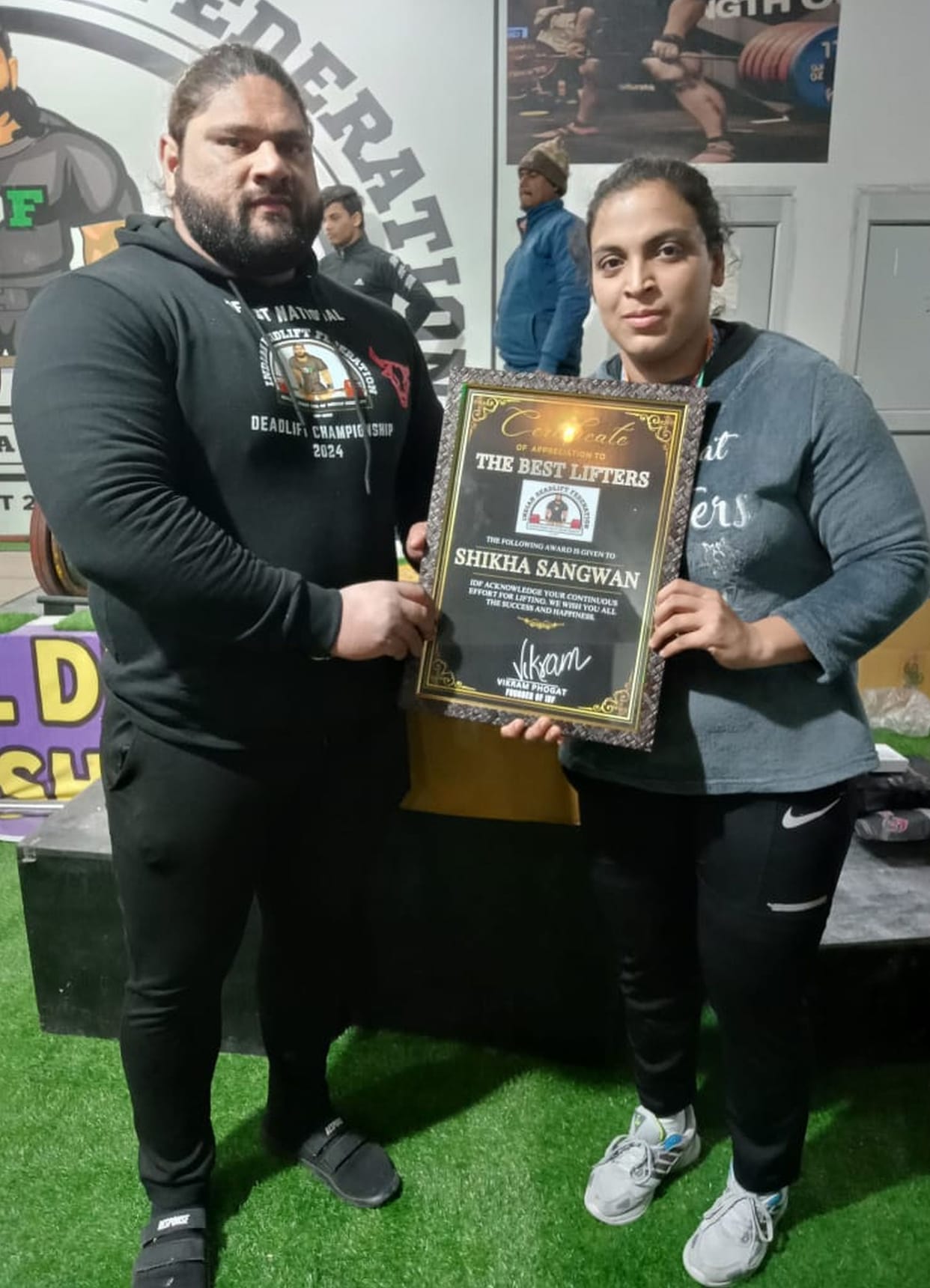 Shikha won the title of best lifter