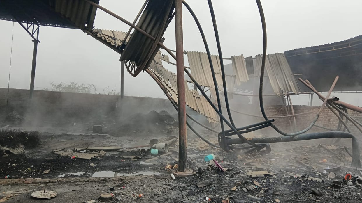 Fire breaks out in Mangalam factory, goods and shed burnt