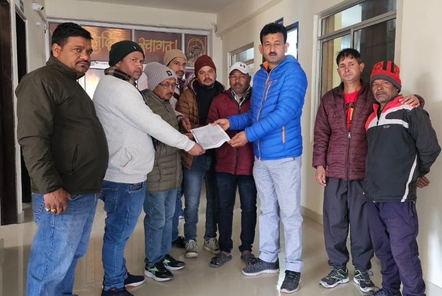 Memorandum given to the municipality in protest against service charge