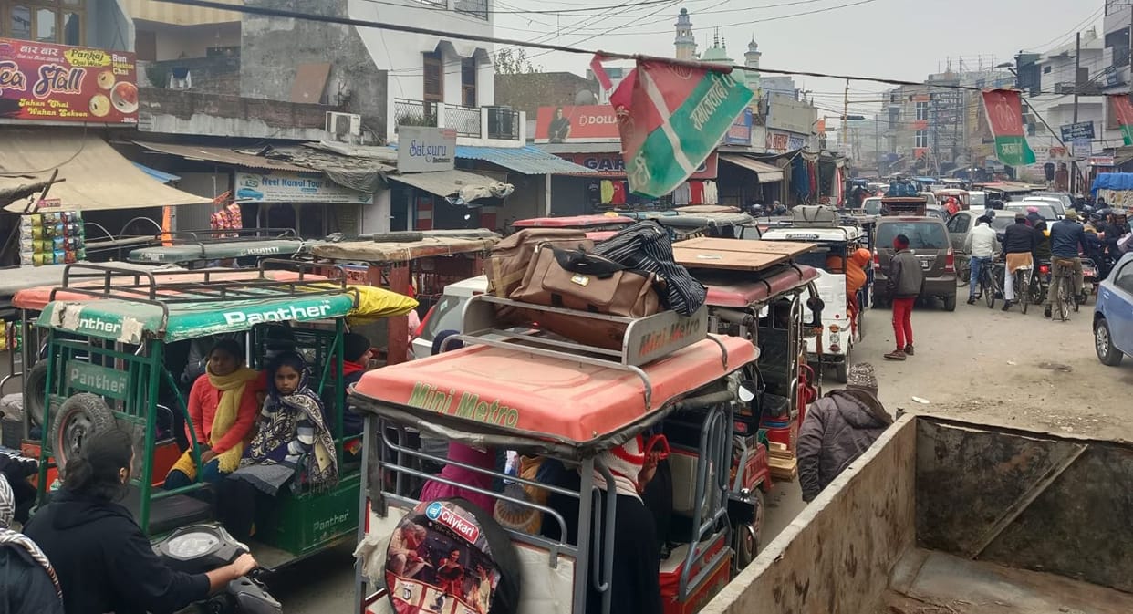 Jam started due to digging being started without notice, people got upset