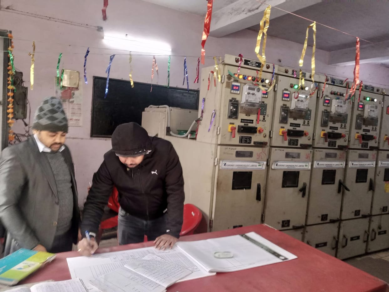 Half of the city lost electricity the whole night