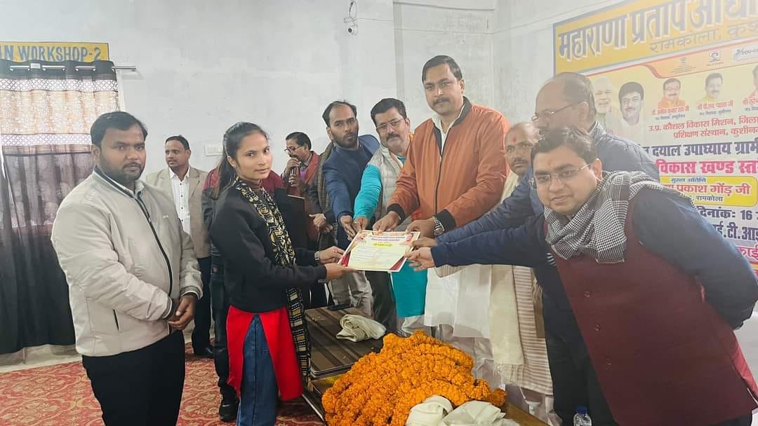 102 people selected in employment fair