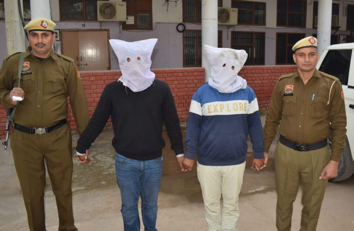 Two youths caught riding Swift bringing opium from Rajasthan, 350 grams of opium recovered