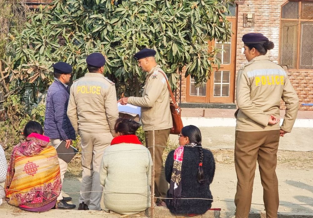 Jewelery worth lakhs stolen from two houses of Kakkarhatti Panchayat