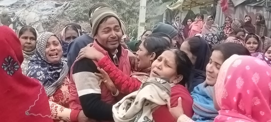 Youth injured by beating dies, villagers gather at Panchayat building