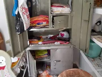Jewelery and cash stolen from house, thieves also took DVR of CCTV camera