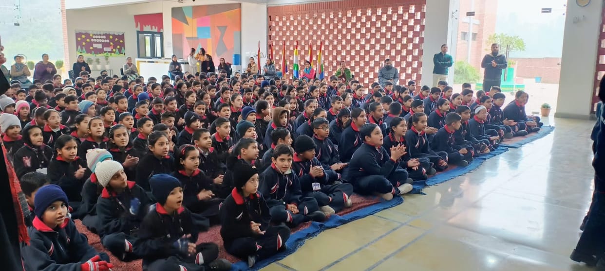 arihant school organised bajan-kirtan
