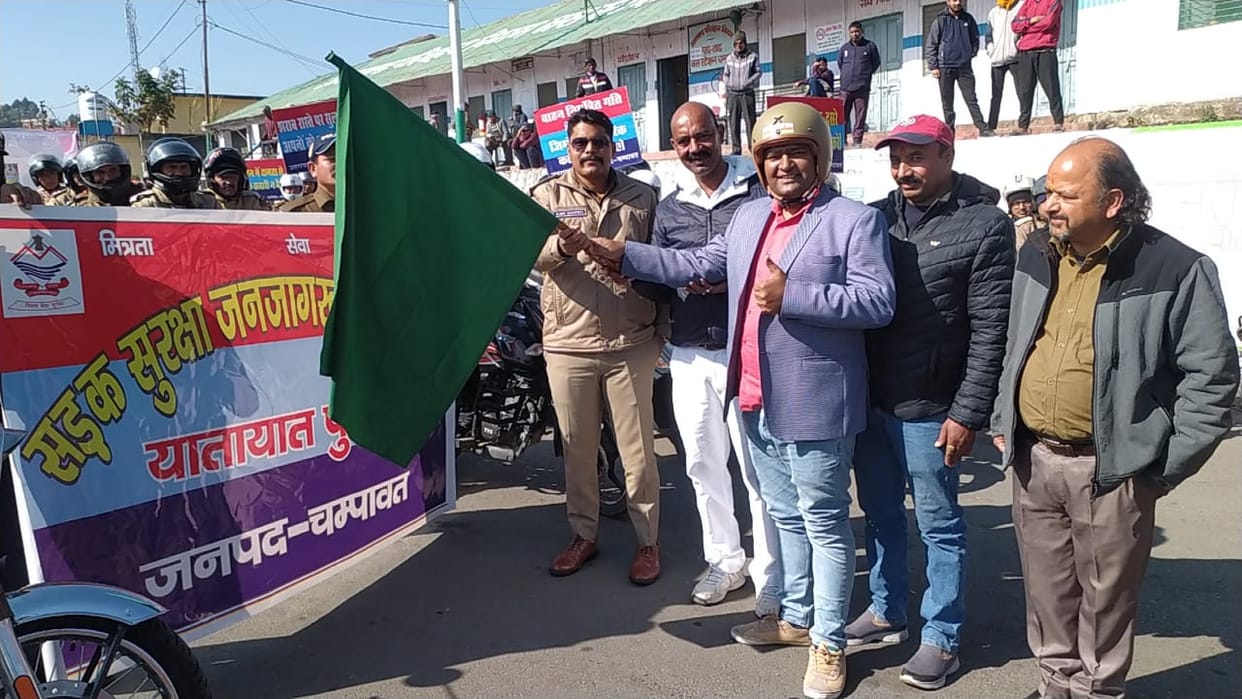 Double helmet mandatory for everyone in two wheeler