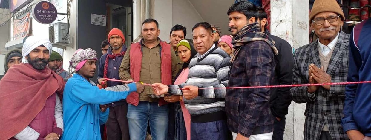 Laborers will get full meal for Rs 10, canteen opened in Fatehabad