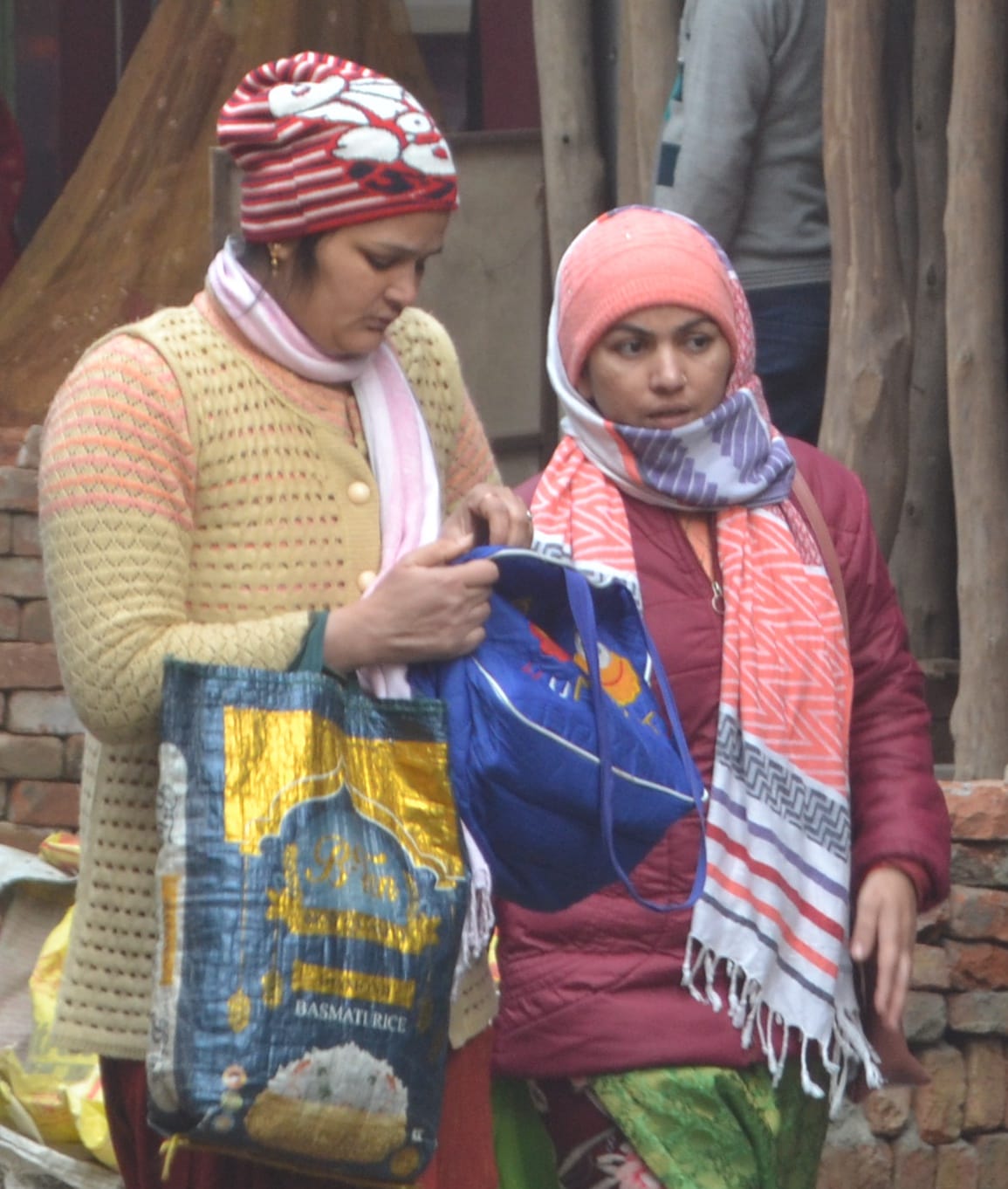 Maximum temperature dropped by four degrees Celsius due to absence of sunlight for the second consecutive day