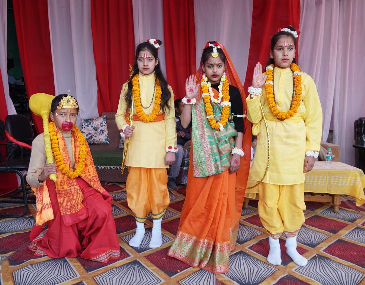 The tableau of Shri Ram, Lakshman, Sita and Hanuman was the center of attraction in the children's fair.