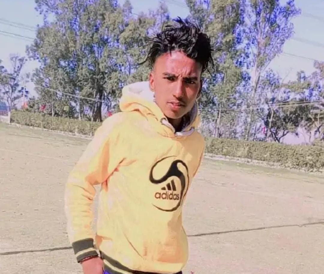 Brother's coffin wakes up before cousin sister's palanquin, dies in road accident