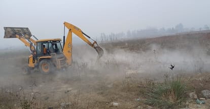 JCB runs on illegal colonies