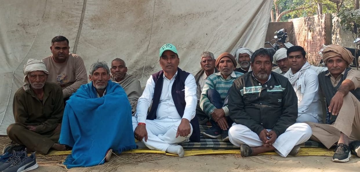 Villagers will submit memorandum to officials in Ram Parivar costumes
