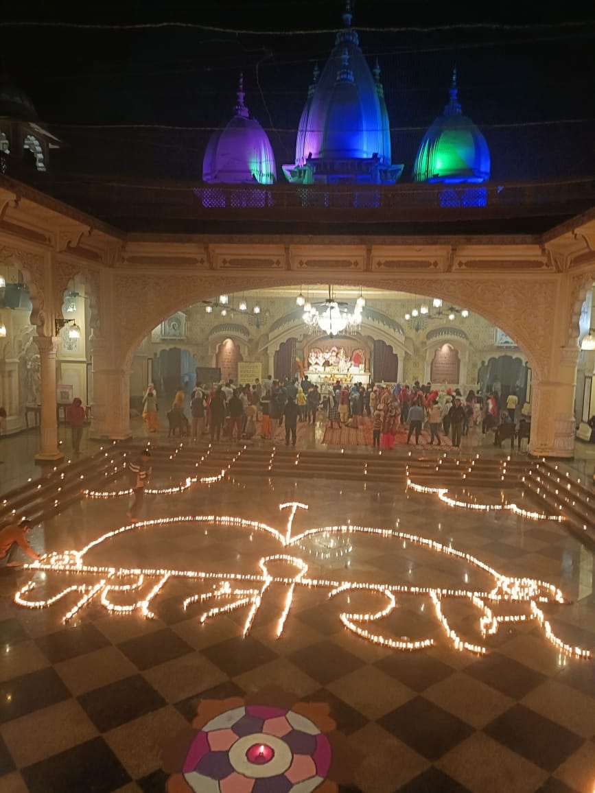 Philanthropic Sabha Mahavir Mandir honored 42 Kar Sevaks