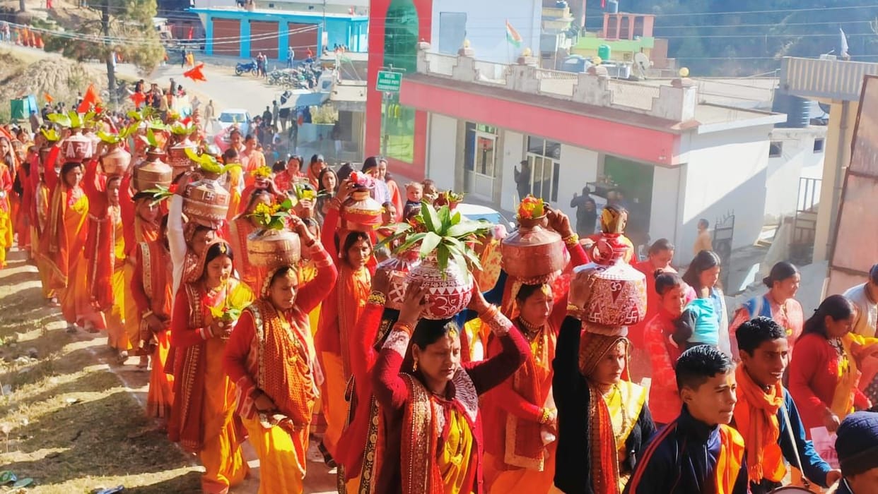 Kalash Yatra taken out in Champawat on the consecration of Ram temple