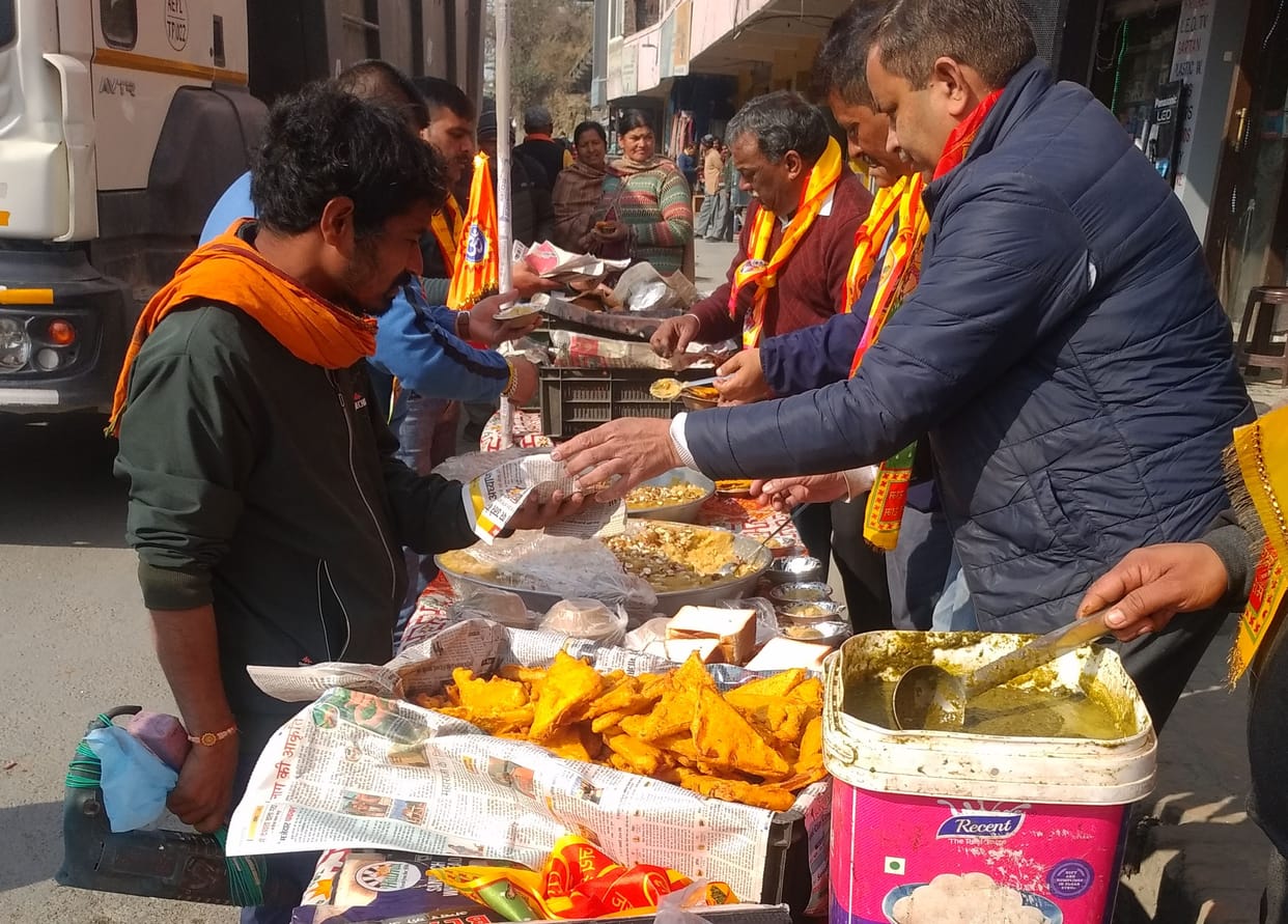 A fair named Ram was organized in the district headquarters Solan, people gathered in large numbers.