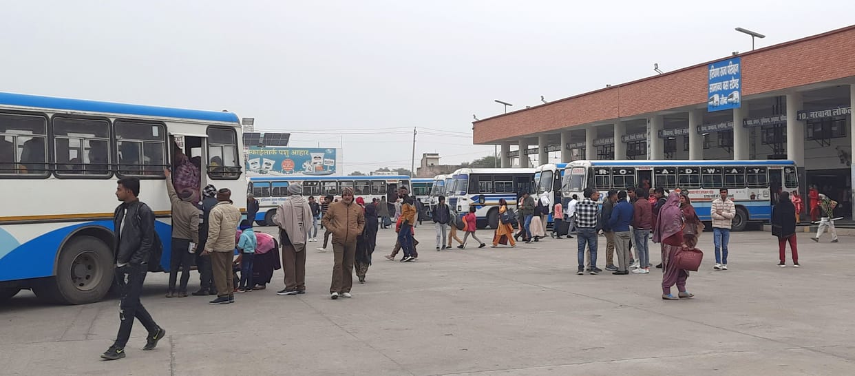 Plunge of buses, need of drivers and conductors