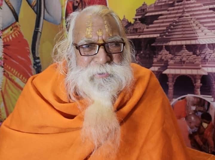 chief priest of ram mandir