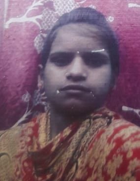 Married woman found hanging, had called sister-in-law two hours ago
