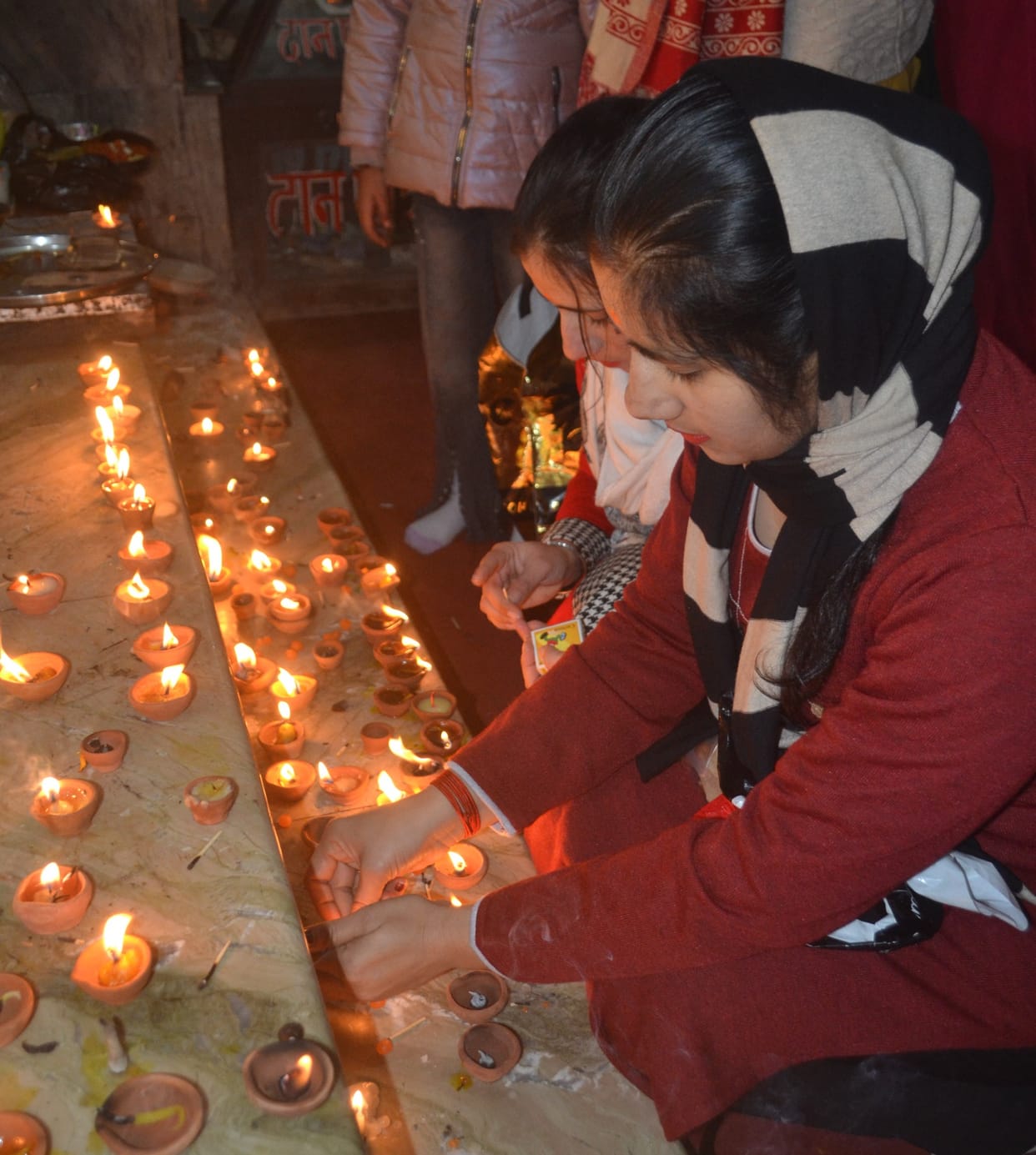 Shri Ramlala's life consecration ceremony celebrated as Deepotsav across the district
