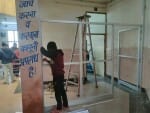 24जेएनडी18 : नागरिक अस्पताल में रजिस्ट्रेशन खिड़की के साथ बनाया जा रहा आयुष्मान कार्डधारकों के