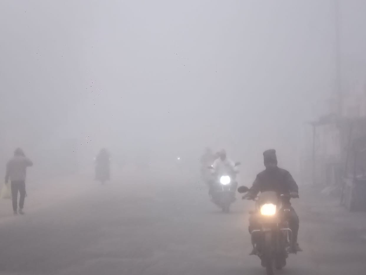 Weather of UP: Normal life affected due to melting and fog, Meteorological Department made predictions for the
