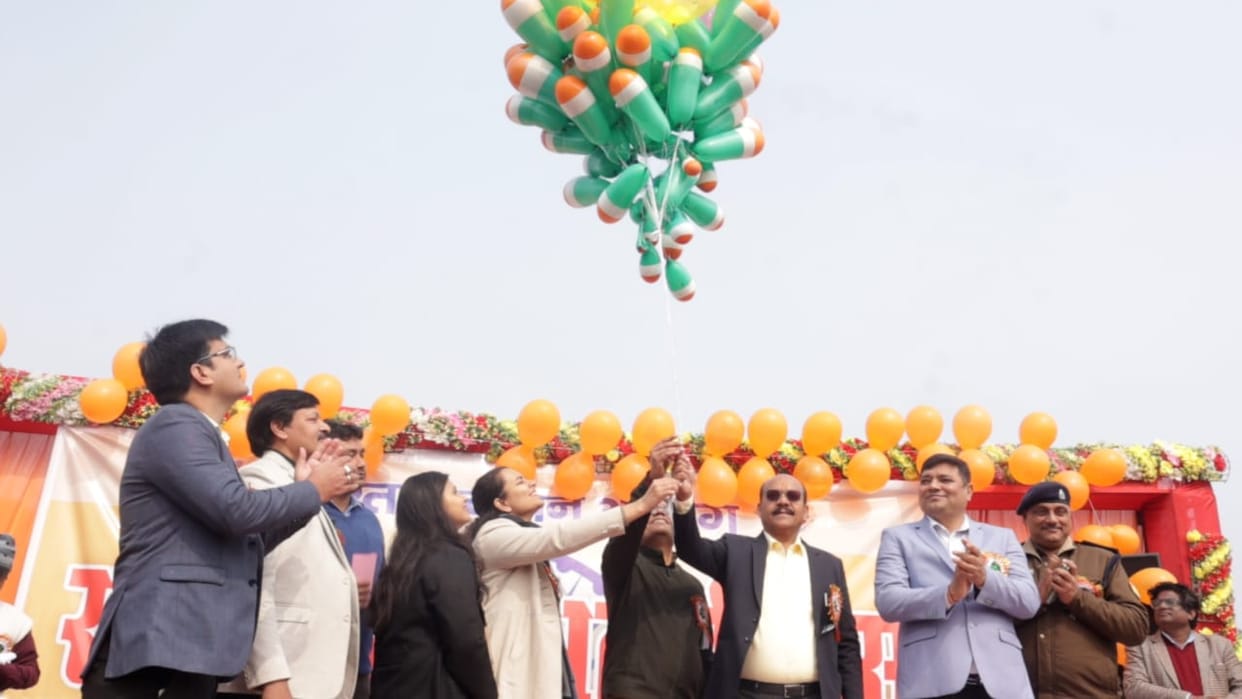 Crowd gathered on National Voters' Day, people took selfies