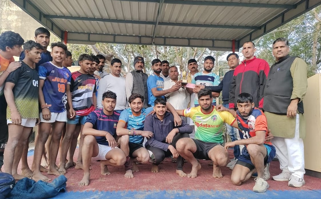 Chetram's camel ran fastest, got cash reward of Rs 15 thousand