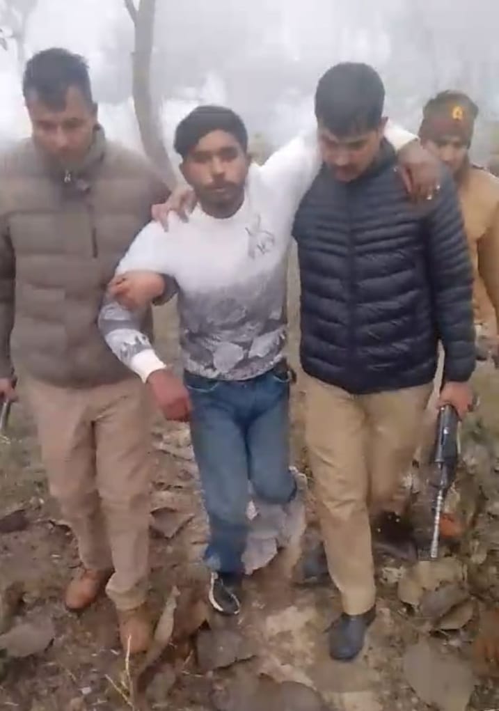 One criminal arrested after being shot in encounter, two absconding