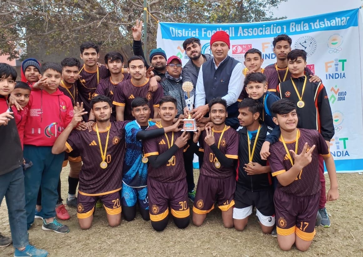 Tanda's team became winner in football competition