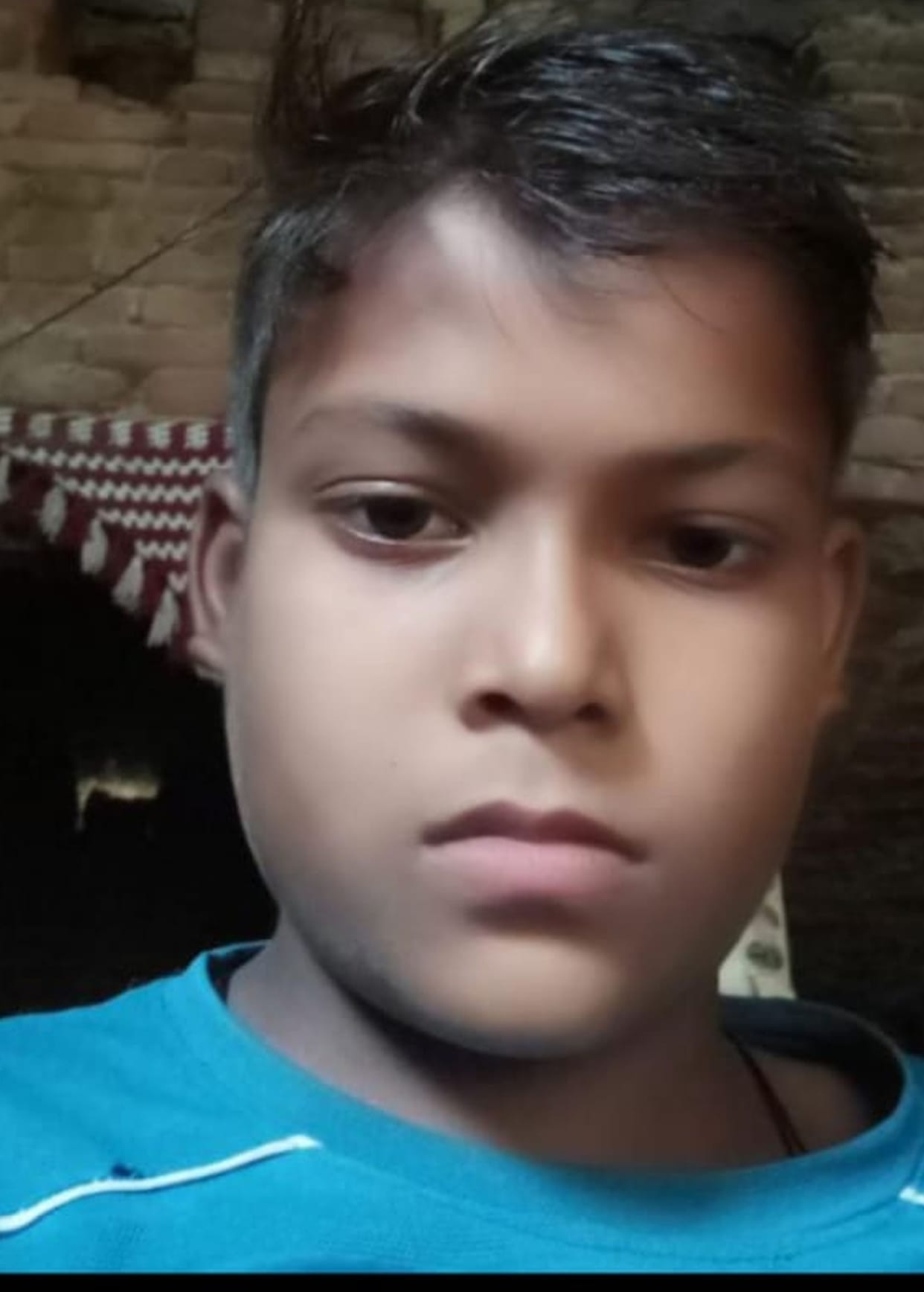 Teenager burnt by electric current dies