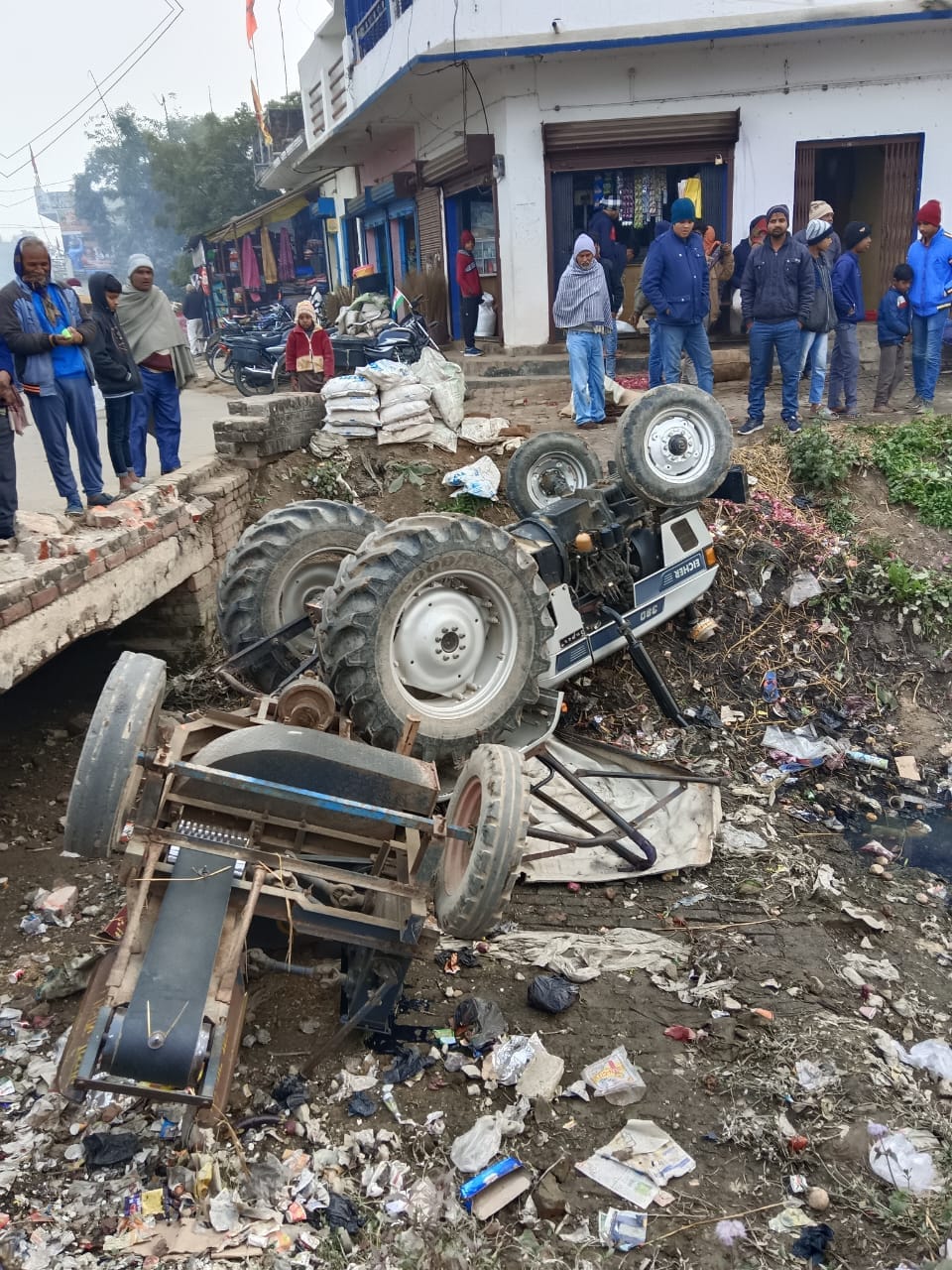 tractor fell into canal