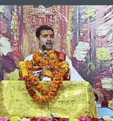 Demons who groom without the permission of their parents: Jewelry