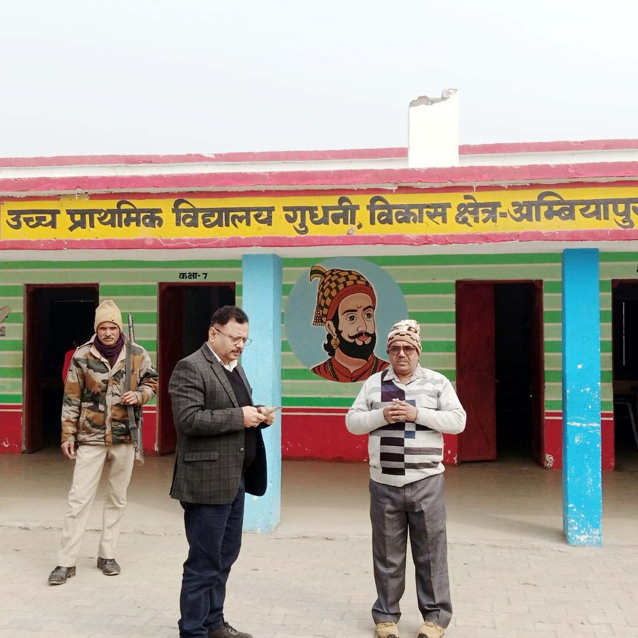 Less than 10 percent children found in schools of Ambiyapur