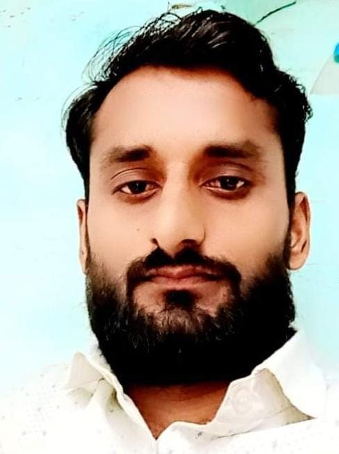 Bike riding youth dies due to car collision