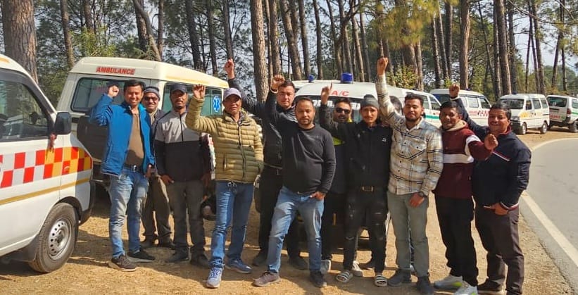 Private ambulance operators demanded to keep the parking as it is