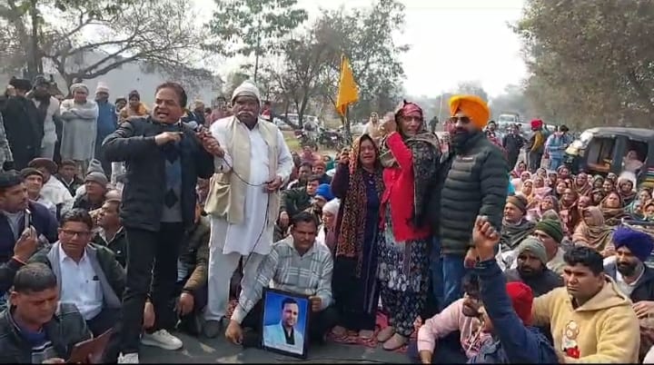 Arrest of murderers Barara-Shahabad road jam