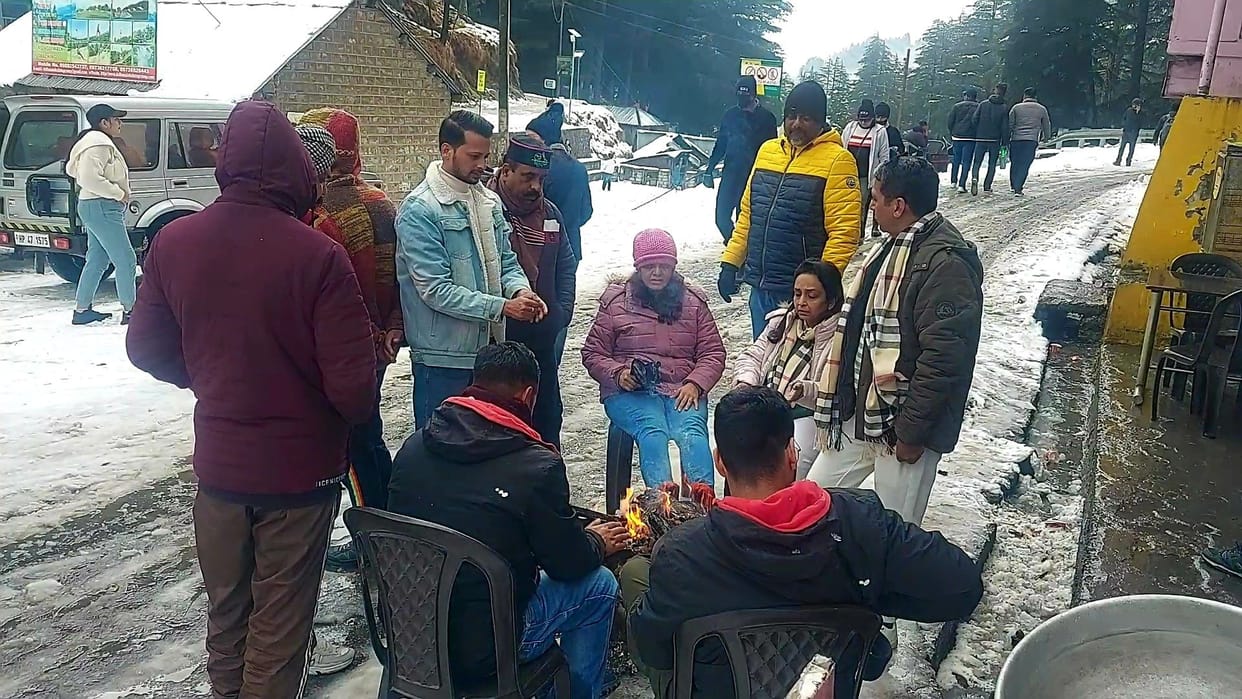 Tourists started moving to Dalhousie