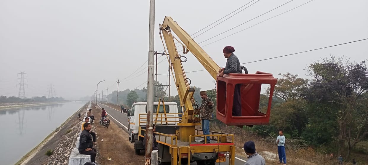 Leakage at eight places in NHPC's power channel, villagers scared