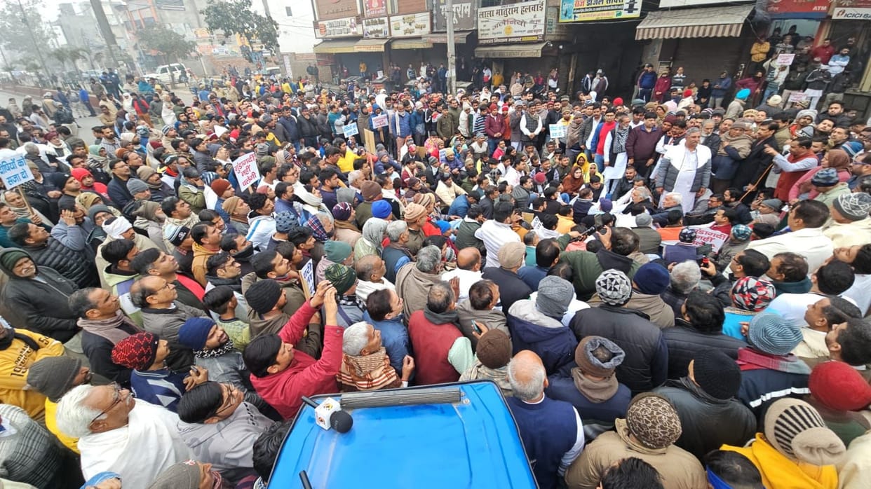 Show of strength by traders: Entire Gohana remained closed, police given ultimatum of seven days