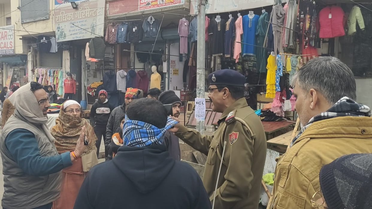Encroachment was being removed, vehicles were parked in no parking space.