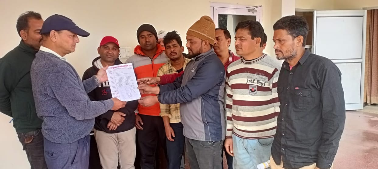 Railways accused of illegal construction, memorandum submitted