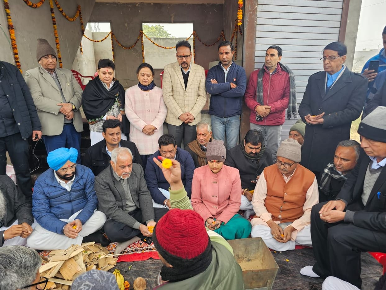 Congress leaders do not want to contest Lok Sabha elections, BJP will win all seats: MP