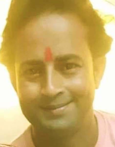Bike collides with wall, former sub block chief's son dies
