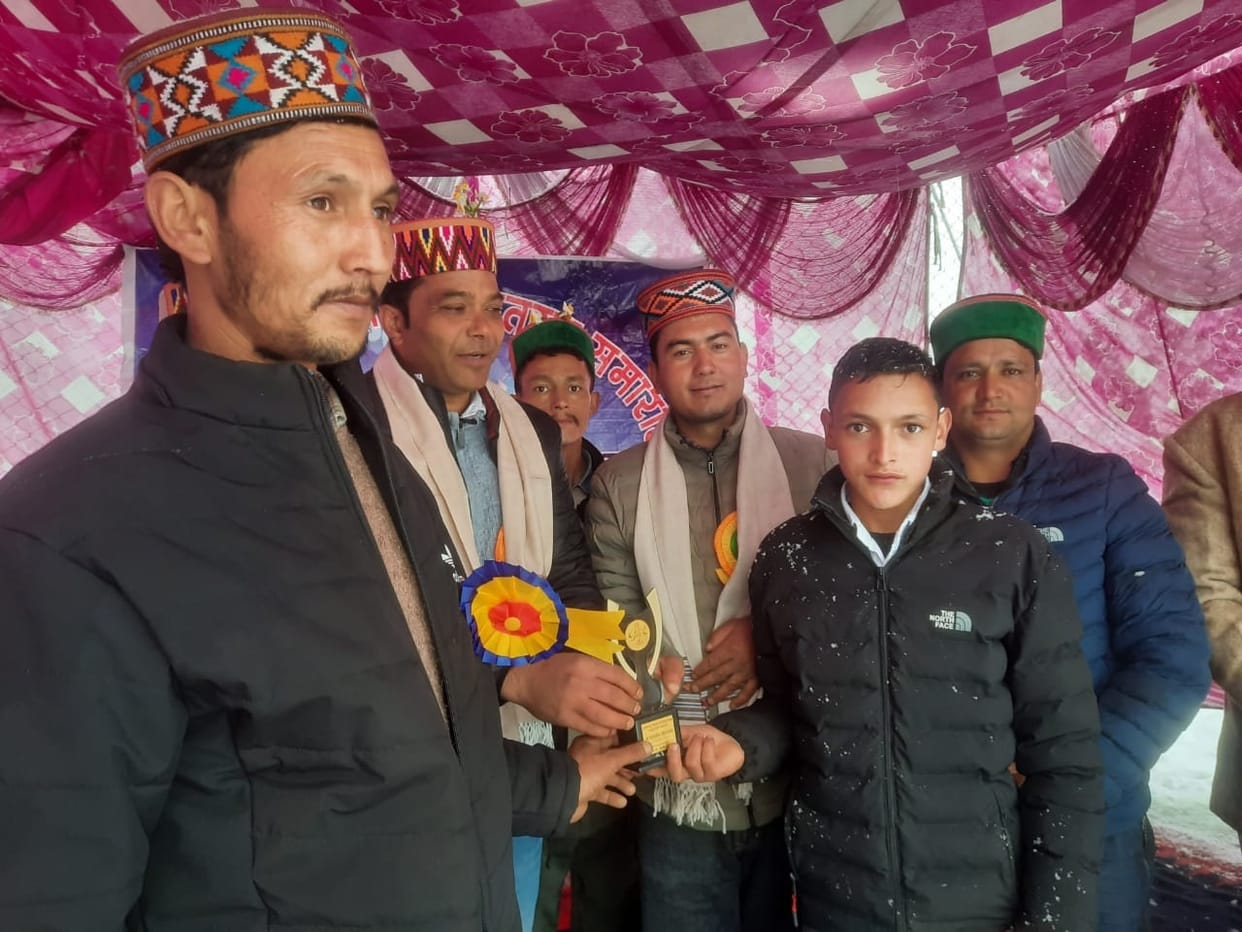 Salute to courage: Students dancing in snowfall
