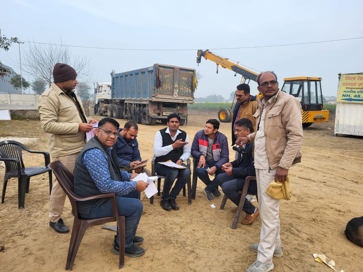 Chief Minister Flying Squad imposed a fine of Rs 3.46 lakh on five overloaded dumpers