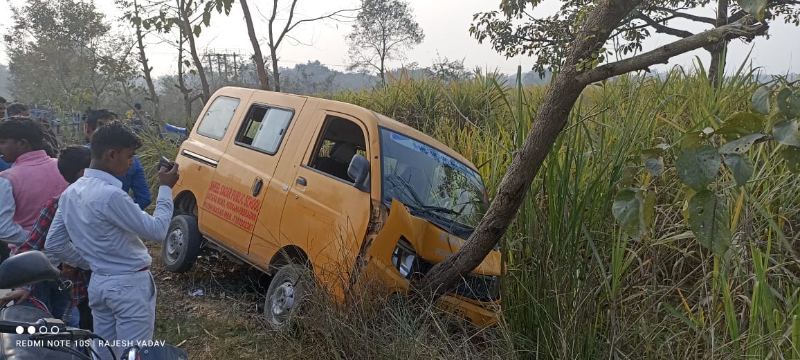 School van collides with tree, three children injured